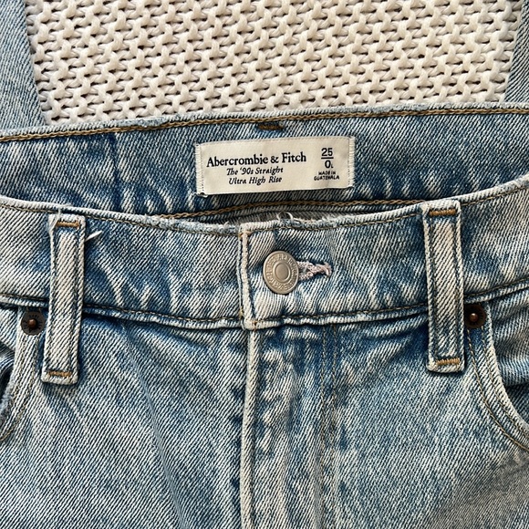 Abercrombie 90s straight ultra high rise Jean 25L/0Long - Picture 2 of 4